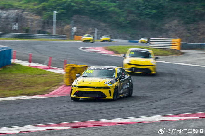 必威体育登录入口-领克三车出战CTCC宁波站，包揽多组冠军|赛车|中国杯|车手|培训|车队_新浪体育_新浪新闻