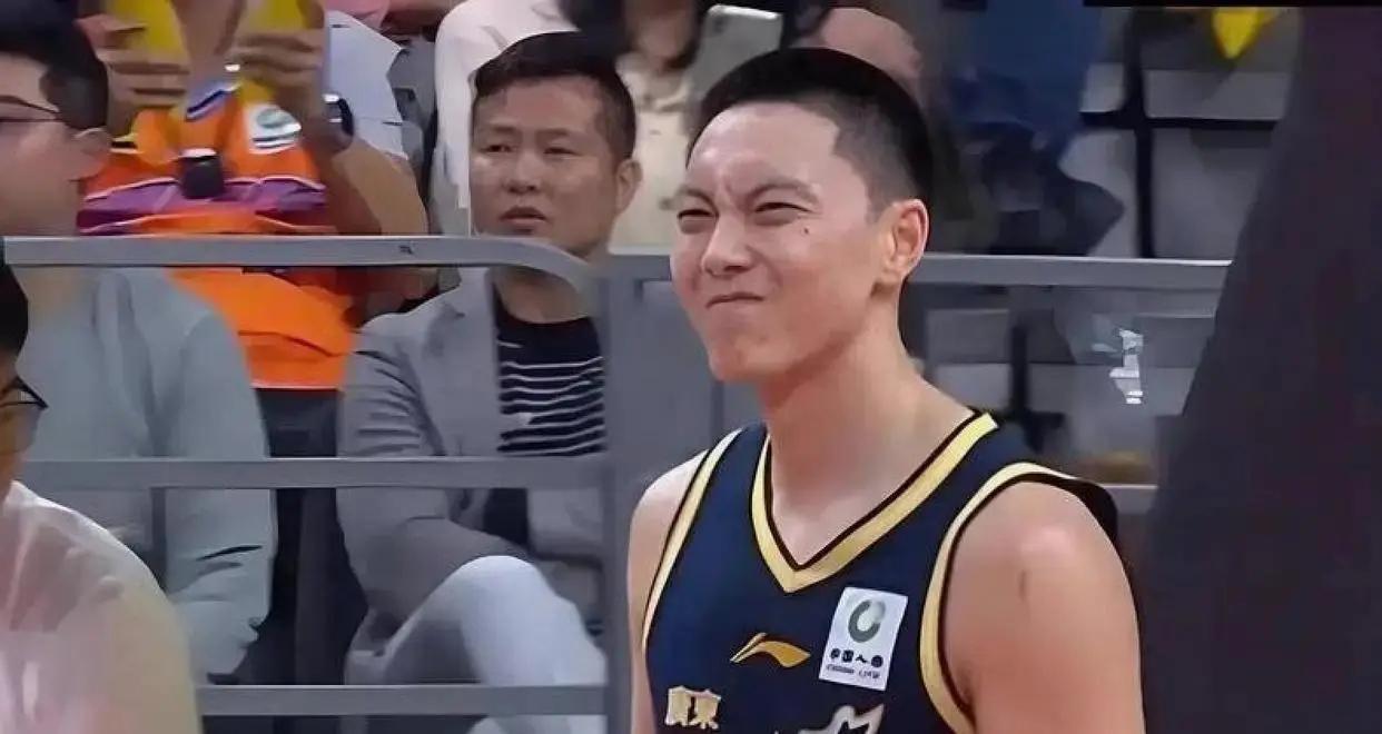 必威体育登录入口-扬眉吐气！CBA季后赛“证明自己身价”的三大球星